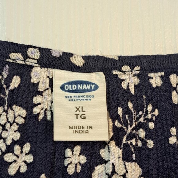 Old Navy Dark Blue Flowered Blouse - Picture 7 of 7